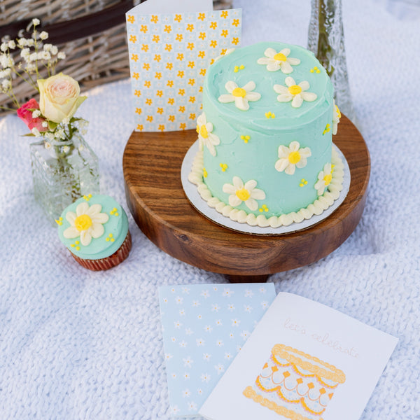 Daisies In Bloom! Checkered Greeting Card - 4