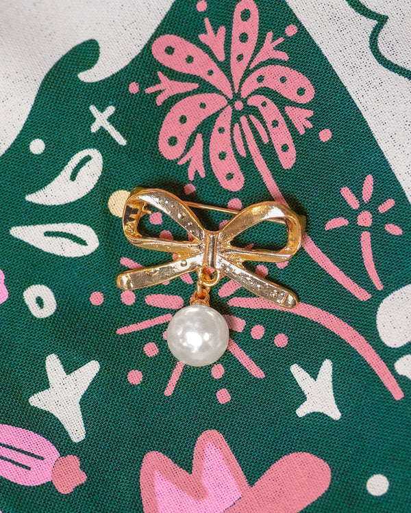 Bandana Brooch - Bow + Pearl