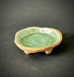 earth & needle small tri footed dish - 1