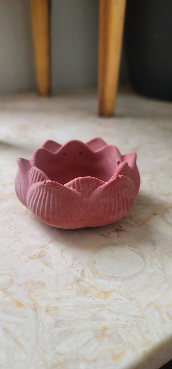 Lotus Tea Light Holder - 1