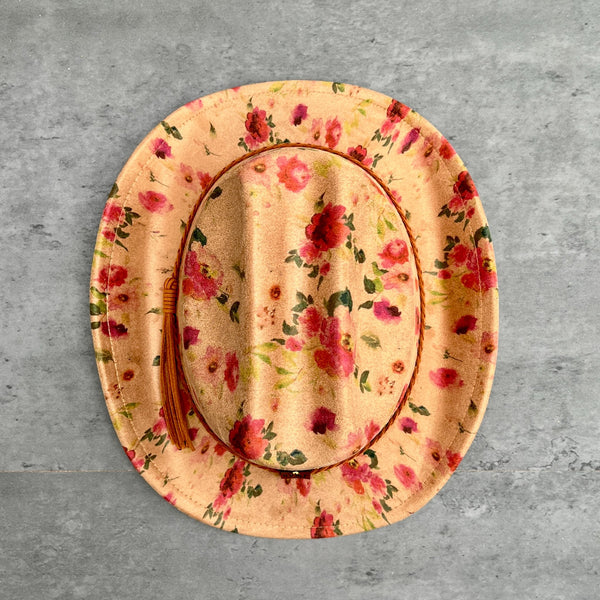 611fc05e3c4ce80992caae23_red-roses-tan-youth-cattleman-top-_1786550781961.jpg
