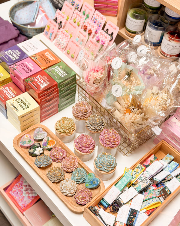 Concrete Peony Jar - 4oz