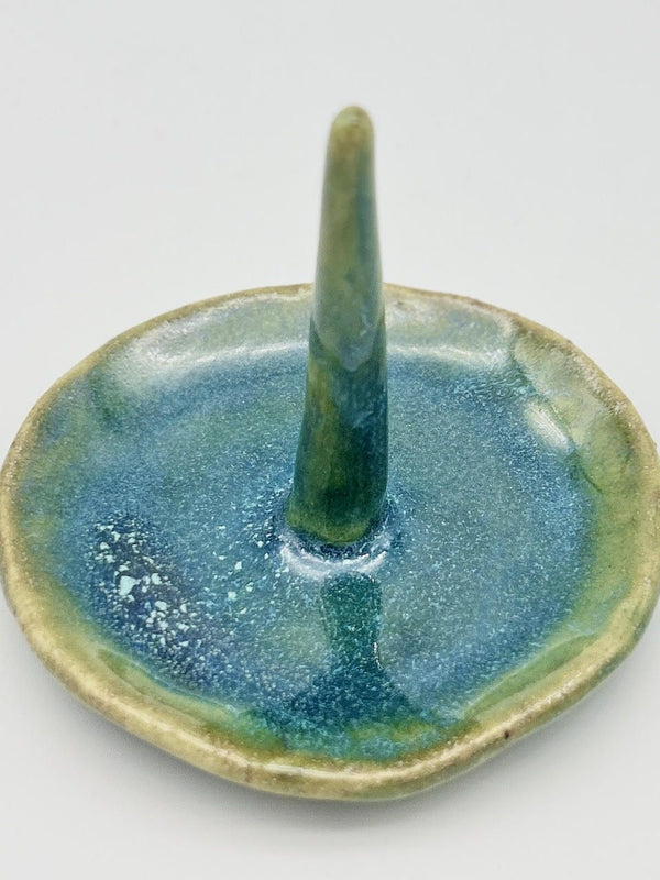 Ceramic Ring Holder - 3
